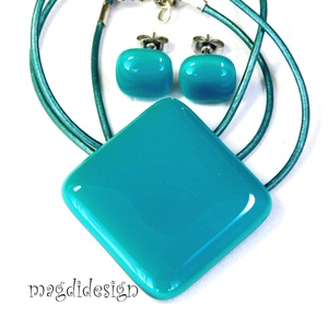 Türkiz üvegékszer szett, nyaklánc, stiftes fülbevaló - Ballagásra, születésnapra, névnapra - ékszer - ékszerszett - Meska.hu