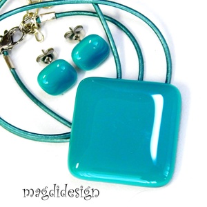 Türkiz üvegékszer szett, nyaklánc, stiftes fülbevaló - Ballagásra, születésnapra, névnapra - ékszer - ékszerszett - Meska.hu