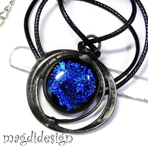 Fekete-kék bolygó üvegékszer nyaklánc - ékszer - nyaklánc - medálos nyaklánc - Meska.hu