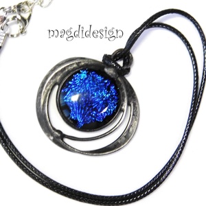 Fekete-kék bolygó üvegékszer nyaklánc - ékszer - nyaklánc - medálos nyaklánc - Meska.hu