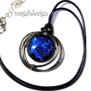 Fekete-kék bolygó üvegékszer nyaklánc - ékszer - nyaklánc - medálos nyaklánc - Meska.hu