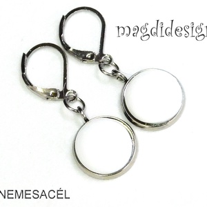 NEMESACÉL! Hófehér üvegékszer lógós fülbevaló - Meska.hu