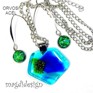Csillogó kék-zöld üvegékszer szett, nyaklánc, lógós fülbevaló  - ékszer - ékszerszett - Meska.hu