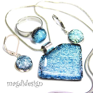 Csillogó ezüst üvegékszer szett, nyaklánc, gyűrű, kapcsos fülbevaló  - ékszer - ékszerszett - Meska.hu