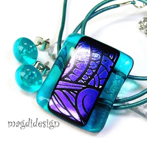 Lila mintás dichroic türkizen üvegékszer szett stiftes fülbevaló 2 - Meska.hu