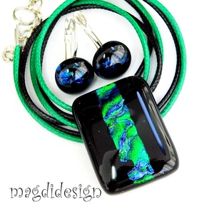 Fekete smaragd csíkos dichroic üvegékszer szett nyaklánc stiftes fülbevaló - ékszer - ékszerszett - Meska.hu