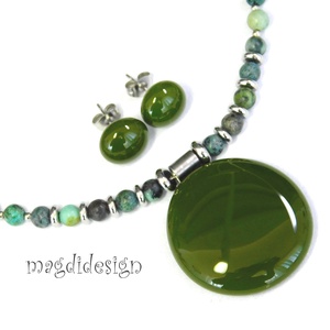 Mohazöld ásványköves üvegékszer szett nyaklánc, stiftes fülbevaló, Ékszer, Ékszerszett, Ékszerkészítés, Gyöngyfűzés, gyöngyhímzés, MESKA