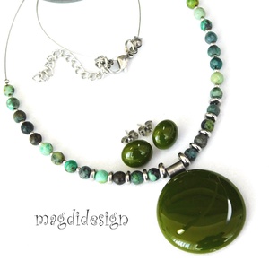 Mohazöld ásványköves üvegékszer szett nyaklánc, stiftes fülbevaló - ékszer - ékszerszett - Meska.hu