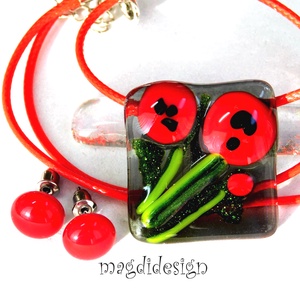 Pipacsok a szürkeségben üvegékszer szett nyaklánc, stiftes fülbevló  - ékszer - ékszerszett - Meska.hu