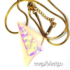 Aranyló barackvirág szögek üvegékszer nyaklánc 1, Ékszer, Nyaklánc, Medálos nyaklánc, Ékszerkészítés, Üvegművészet, Csillogó, aranyló dichroic és barackvirág színű ékszerüveg felhasználásával készült a medál, olvasz..., MESKA