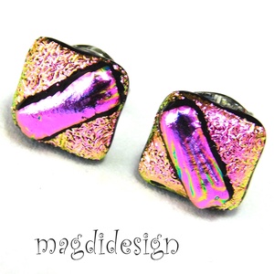 NEMESACÉL! Rózsaszín-lazac borzaska dichroic üvegékszer stiftes fülbevaló  - ékszer - fülbevaló - pötty fülbevaló - Meska.hu