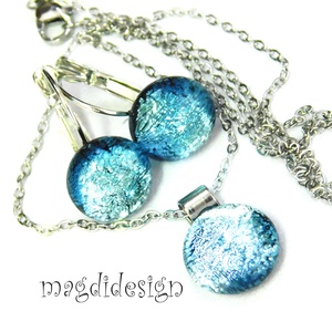 Csillogó ezüst-selyem dichroic üvegékszer szett nyaklánc, kapcsos fülbevaló  - ékszer - ékszerszett - Meska.hu