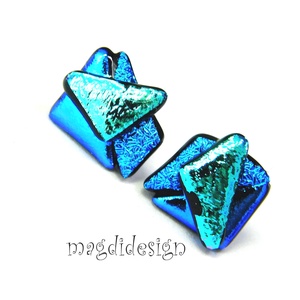 NEMESACÉL! Türkiz-kék  borzaska dichroic üvegékszer stiftes fülbevaló  - ékszer - fülbevaló - pötty fülbevaló - Meska.hu