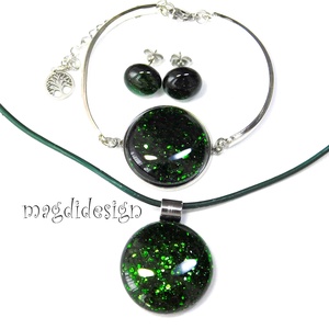 Zöld aventurin csillogás üvegékszer szett, nyaklánc, karkötő, fülbevaló Anyák napjára, ballagásra, születésnapra - ékszer - ékszerszett - Meska.hu