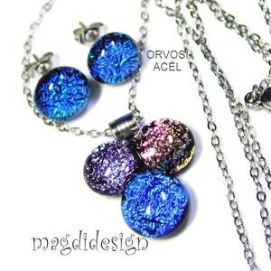 Lila-kék-rózsaszín dichroic bogyós színtrió üvegékszer szett nyaklánc stiftes fülbevaló, Ékszer, Ékszerszett, Ékszerkészítés, Üvegművészet, MESKA