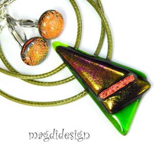 Aranyló moha üvegékszer nyaklánc   ANYÁK NAPJÁRA, BALLAGÁSRA, SZÜLETÉSNAPRA, NÉVNAPRA - ékszer - nyaklánc - medálos nyaklánc - Meska.hu