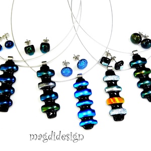 Kék csíkos eozinos üvegékszer szett nyaklánc stiftes fülbevaló - ékszer - ékszerszett - Meska.hu