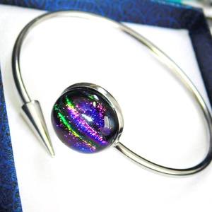NEMESACÉL! Csíkos dichroic  üvegékszer nyílhegy karkötő  - Meska.hu