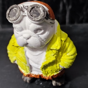 Motoros Bulldog sapkában - otthon & életmód - dekoráció - asztal és polc dekoráció - asztaldísz - Meska.hu