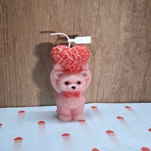 Kézzel készített macis gyertya szívvel � Romantikus ajándék, Otthon & Életmód, Gyertya, illat, aroma, Gyertya, Gyertya-, mécseskészítés, Festett tárgyak, MESKA