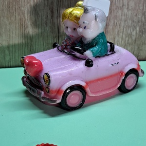 Kézzel készült romantikus gyertya � Szerelmes pár autóban - otthon & életmód - gyertya, illat, aroma - gyertya - Meska.hu