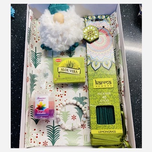 SPIRIT Box ! Spirituális box manóval, füstölővel , ajándékkal, és eredeti ásvány karkötővel ! - otthon & életmód - dekoráció - spiritualitás - füstölő és füstölőtartó - Meska.hu