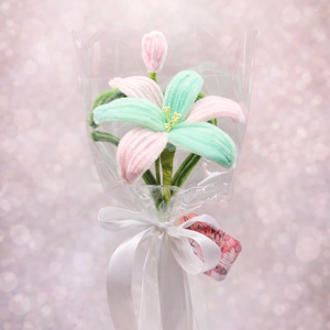 Kézzel készült zsenília liliom � örök virág ajándékba  - Meska.hu