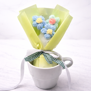 Mini fonalvirág csokor, kézzel készült örökcsokor, pasztell ajándék gyerekeknek - otthon & életmód - virágdekoráció - virágok - virágcsokor - Meska.hu