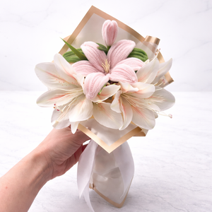 Zsenília virágos liliom csokor - kézműves örök csokor, ajándék  - Meska.hu