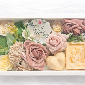 Anyák napi prémium ajándék box � virágok és kézműves szappan harmóniája, Szépségápolás, Szappan & Fürdés, Kézműves szappan, Szappankészítés, MESKA