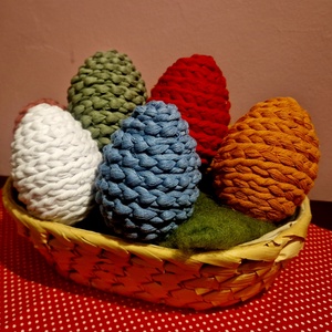 Horgolt húsvéti tojás - ünnepi díszek, dekorációk - húsvéti díszek és dekorációk - húsvéti asztaldíszek - Meska.hu