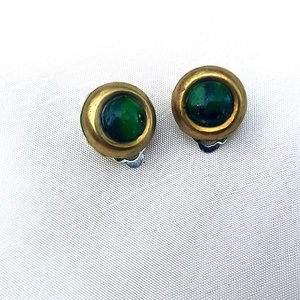 Malachit hatású réz foglalatos ékszergyurma klipsz 10 mm-es - ékszer - fülbevaló - klipsz - Meska.hu