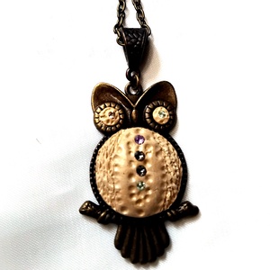 Owl I Need Is U Ceralun Bagoly medálalapos lánc Swarovski strasszokkal - Meska.hu