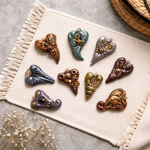 Valentin napi Steampunk medálok Bohém sorozat megrendelésre, lánccal vagy anélkül, 1 héten belül, Ékszer, Nyaklánc, Medál, Gyurma, Ékszerkészítés, MESKA