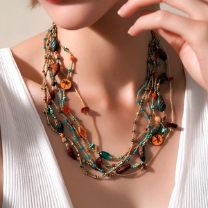 Bohém nyár 1.: A szitakötő tánca, többszálas dizájner nyaklánc, középhosszú viselet, bohém, nyárra - ékszer - nyaklánc - gyöngyös nyaklánc - Meska.hu