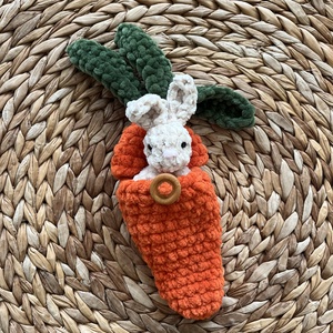 Nyuszi répában, Játék & Sport, Plüssállat & Játékfigura, Nyuszi, Horgolás, MESKA