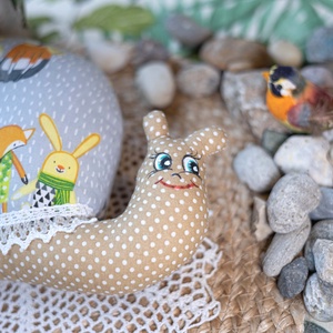 Állat figurás textil csiga  kézműves puha dekoráció és gyerekjáték, festett arccal, 28cm - játék & sport - plüssállat & játékfigura - csiga - Meska.hu
