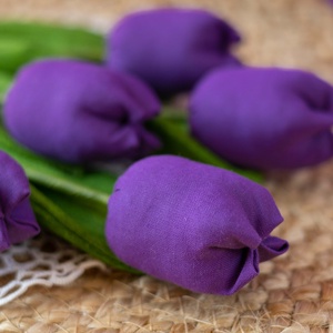 Textil tulipáncsokor  5 szál kézzel készült pamutvászon virág, tartós lakásdekoráció és ajándék - otthon & életmód - dekoráció - virágdísz és tartó - csokor & virágdísz - Meska.hu