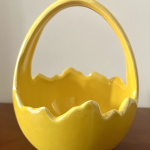 Sárga húsvéti kínáló, asztaldísz - Meska.hu