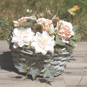 Rózsás asztali virágdísz - otthon & életmód - dekoráció - virágdísz és tartó - csokor & virágdísz - Meska.hu