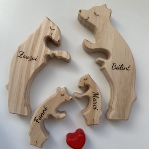 Ölelkező medve család puzzle fa dísz testreszabható nevekkel - otthon & életmód - babaszoba, gyerekszoba - babaszoba dekoráció - Meska.hu