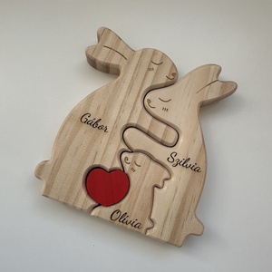 Ölelkező 3 tagú nyuszi család puzzle fa dísz testreszabható nevekkel - otthon & életmód - babaszoba, gyerekszoba - babaszoba dekoráció - Meska.hu