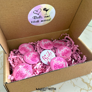 Lánybúcsús kitűzők - esküvő - lánybúcsú - Meska.hu