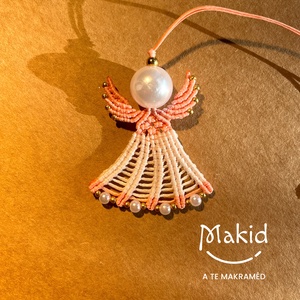 Barackvirág makramé angyalka függő, Karácsony, Karácsonyi lakásdekoráció, Karácsonyfadíszek, Csomózás, Fonás (csuhé, gyékény, stb.), MESKA