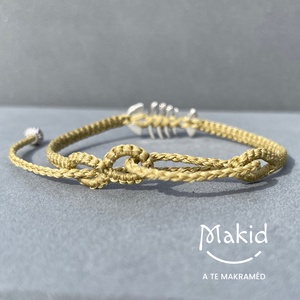 Fishbone zöld mikromakramé karkötő - ékszer - karkötő - karkötő medállal - Meska.hu