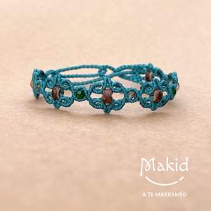 Kelta hangulatú mikromakramé karkötő - ékszer - karkötő - karkötő medállal - Meska.hu