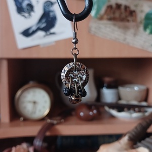 Furiosa fülbevaló  - ékszer - fülbevaló - lógó fülbevaló - Meska.hu