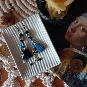 Spooky Wednesday fülbevaló , Ékszer, Fülbevaló, Lógó fülbevaló, Gyöngyfűzés, gyöngyhímzés, Fémmegmunkálás, MESKA