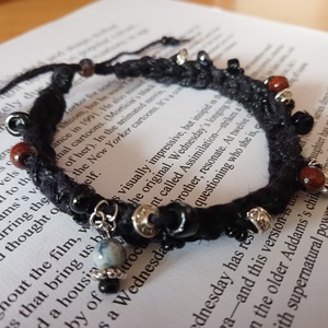 Wednesday karkötő (nagy) - ékszer - karkötő - charm karkötő - Meska.hu