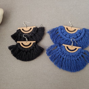 Makramé félkör fülbevaló - ékszer - fülbevaló - lógó fülbevaló - Meska.hu